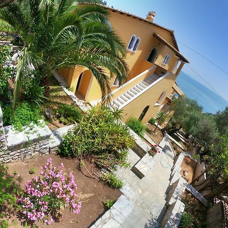 Silent Bay Apartments Katávolos المظهر الخارجي الصورة