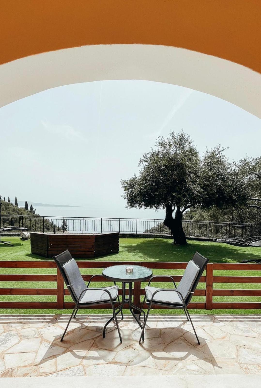 Silent Bay Apartments Katávolos المظهر الخارجي الصورة